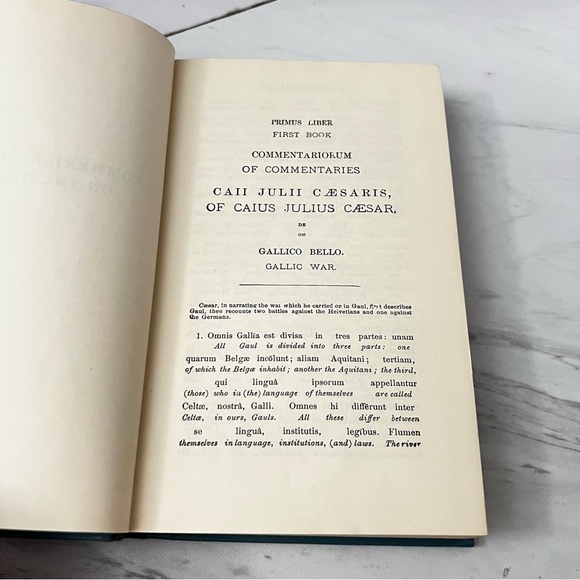 Caesar's Gallic War Interlinear Translation Mckay - Picture 9 of 16